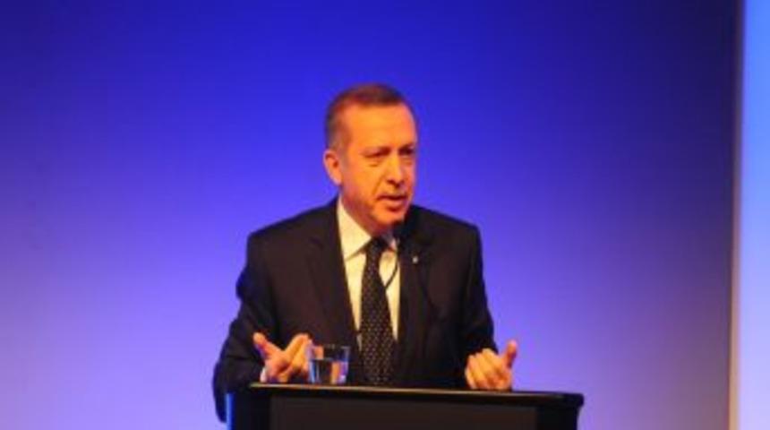Başbakan Erdoğan: Suriye'de Futbol Ma&ccedil;ı Izlemiyoruz
