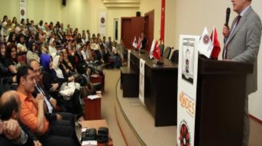 Ga&uuml;n'de 'kadının D&uuml;ş&uuml;nce Hayatımızdaki Yeri' Konulu S&ouml;yleşi