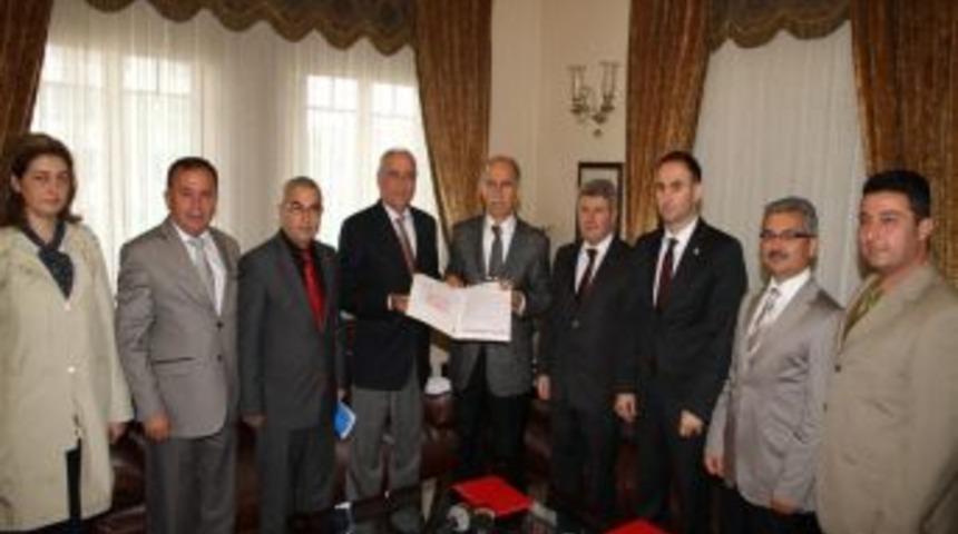 Karacabey'e Modern Spor Salonu