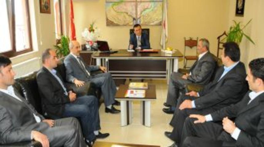 M&uuml;teahhitlerden Gen&ccedil;'e Ziyaret