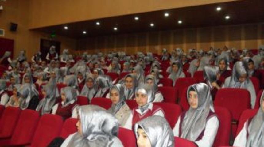 İmam Hatipliler "&ccedil;ağrı"yı İzledi