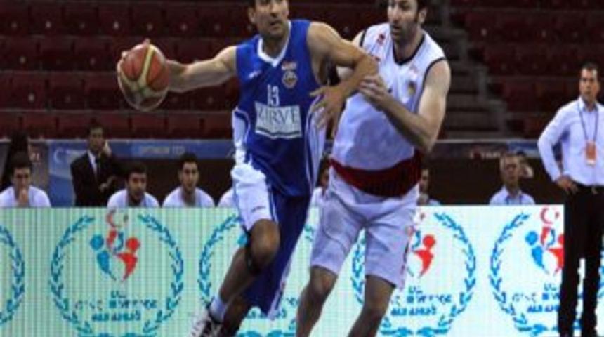 TB2L&rsquo;de Zafer Optimum TED Ankara Kolejliler&rsquo;in Oldu