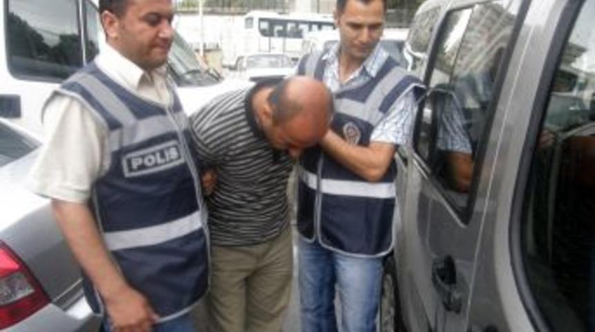 İşyerlerinden &Ccedil;anta Ve Cep Telefonu &Ccedil;alan Zanlı Tutuklandı