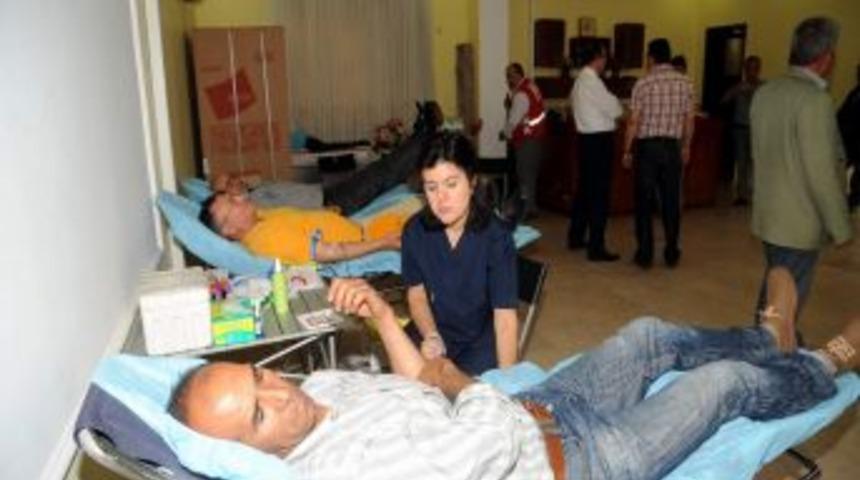 Ormancılardan Kan Bağışı