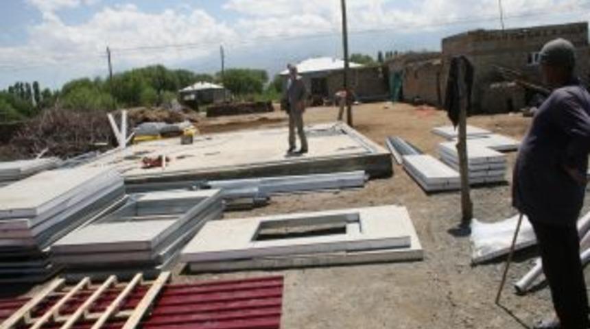 Yoksul Alilerin Konutlarının Yapımına Başlandı