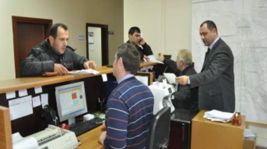 Kartepe'de Vezneler Hafta Sonu Da A&ccedil;ık