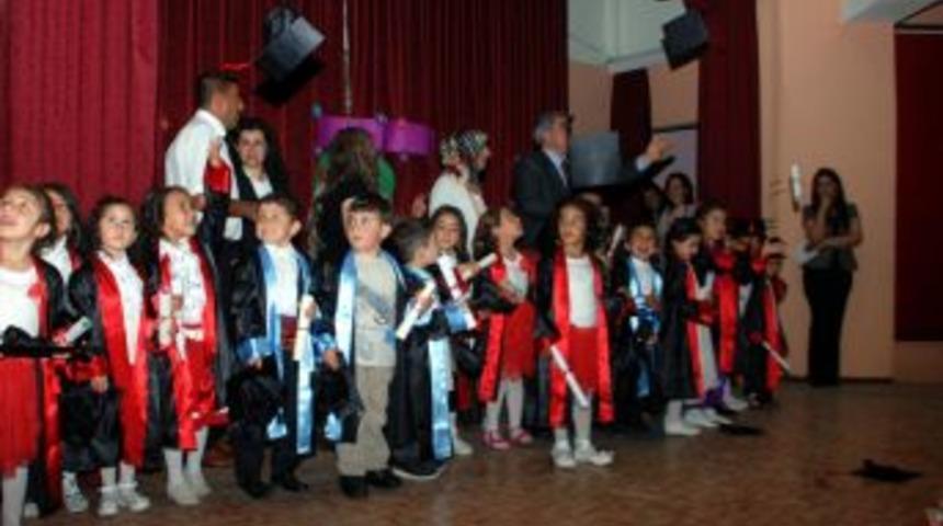 Sadık Paccı Anaokulu'nun Mezuniyet Gecesi