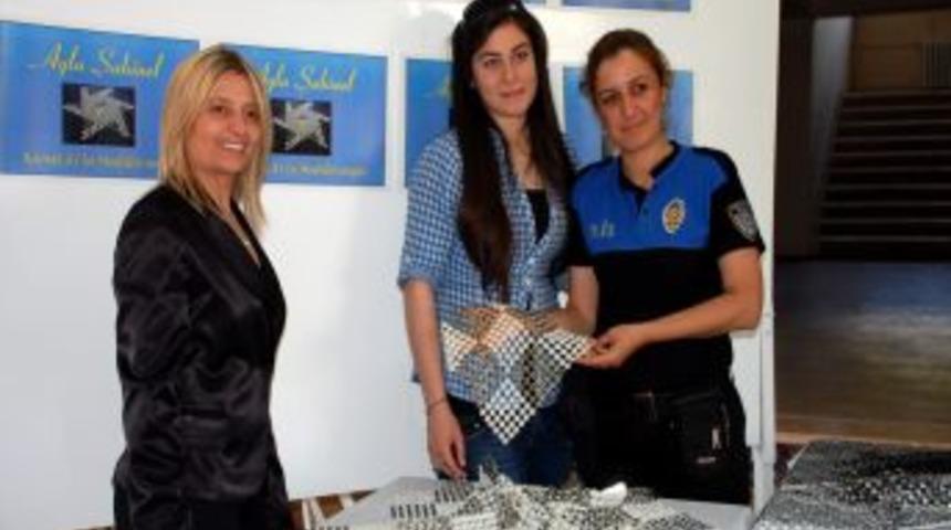 Polis Eşinden Huzurevi Sakinlerine Destek