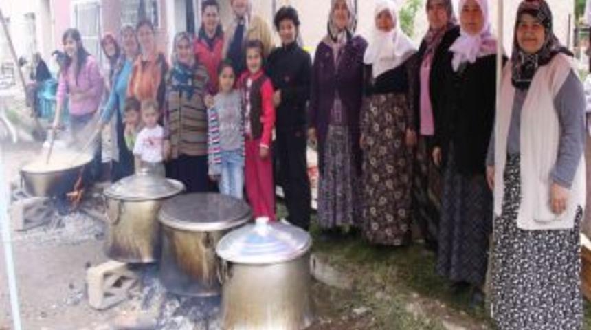 Hayır Yemeğinde Deprem Duası