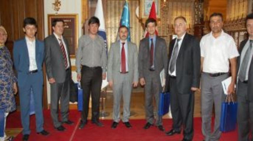 T&uuml;rk D&uuml;nyası Belediyeler Birliği'ne &Ouml;zbek &Ccedil;evreci Heyet Ziyareti