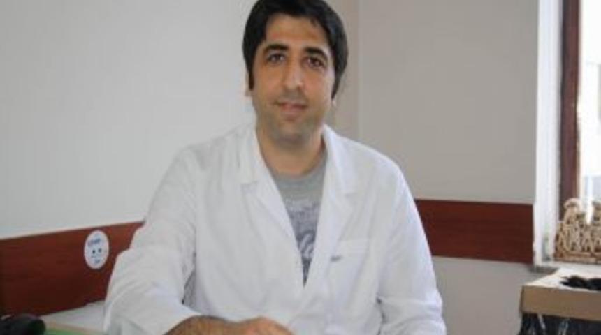 Kadın Hastalıkları Ve Doğum Uzmanı Op. Dr. Mustafa Bertan Demir: