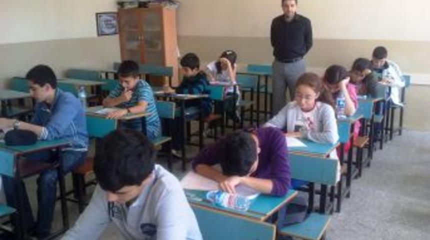 Fatih İlköğretim Okulundan SBS Provası