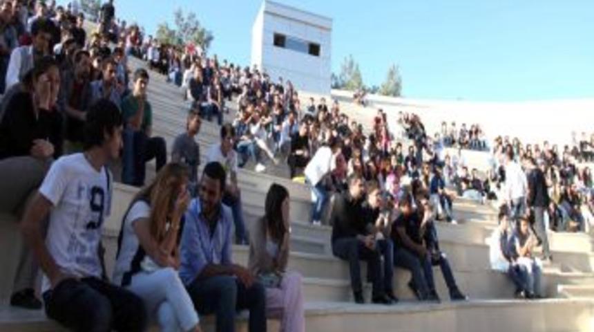 Ga&uuml;n'de &Ouml;ğrencilerden Muhteşem Konser