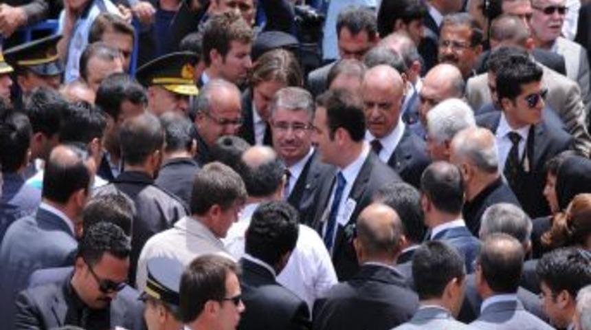 Şehit Polis Memuru Geben Son Yolculuğuna Uğurlandı