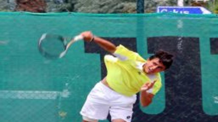 Samsun'da 16 Yaş Uluslararası Tenis Cup Turnuvası Sona Erdi