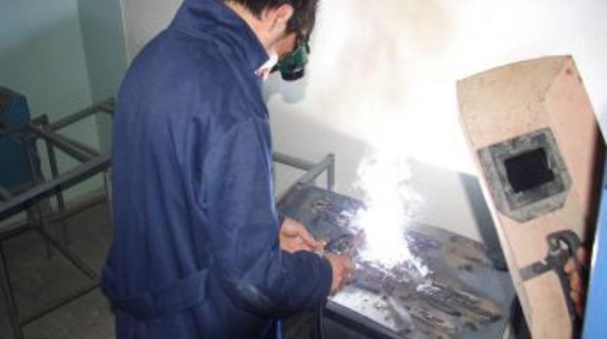 Su&ccedil;a Itilen &Ccedil;ocuklara Polis Umut Oldu