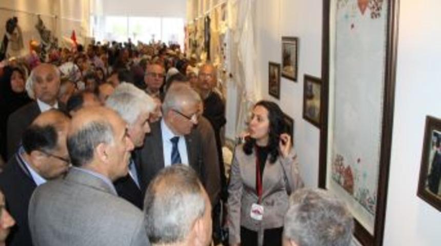 Hem Kursiyerlerinden G&ouml;z Kamaştıran Sergi