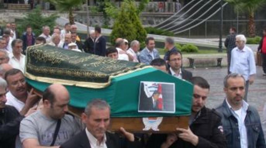 Duayen Gazeteci Erenler, Son Yolculuğuna Uğurlandı
