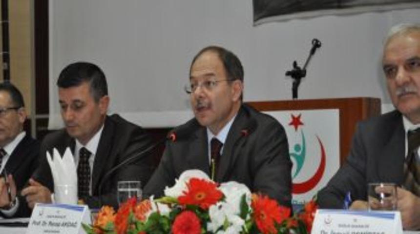 Bakan Akdağ: Avrupa'da Benden Daha Uzun Sağlık Bakanılığı Yapan Hi&ccedil; Kimse Yok