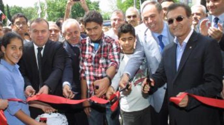 "Pakistanlı Ahmet Kaya", Anafen Şubesinin A&ccedil;ılışını Yaptı