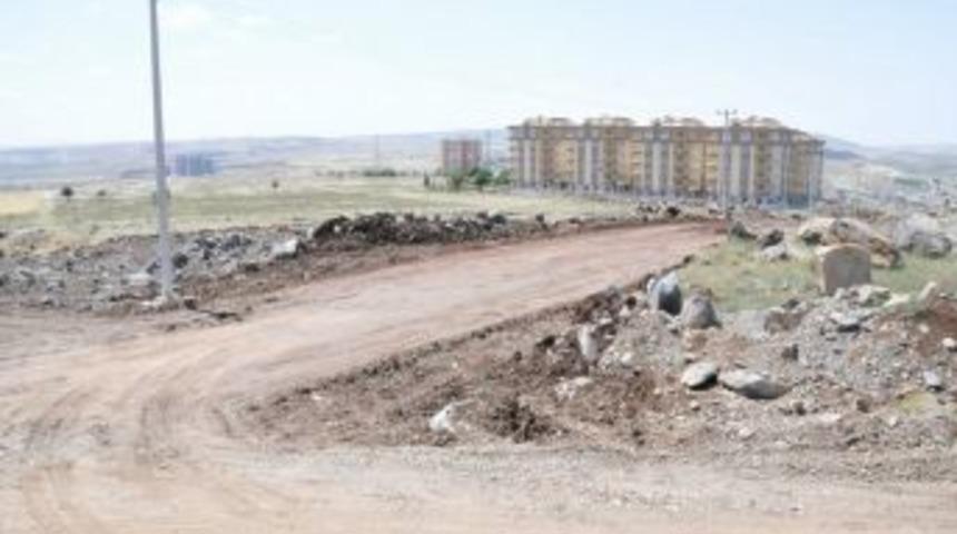 Karak&ouml;pr&uuml;'de Alt Yapı &Ccedil;alışmaları Devam Ediyor