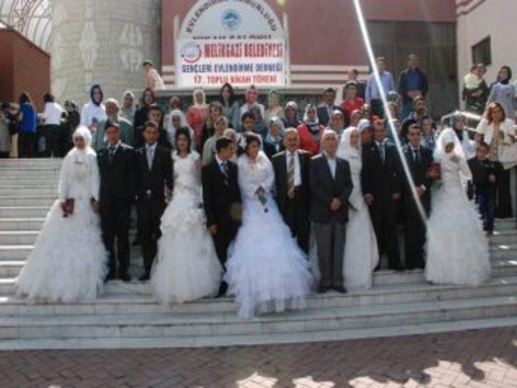 toplu nikah toreninde 6 cift amp quot evet amp quot dedi kayseri haberleri