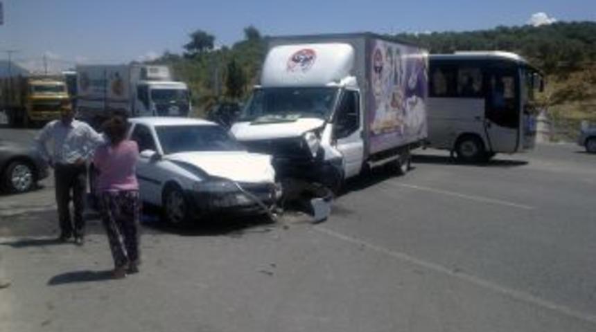 Milas'ta Trafik Kazası: 1 Yaralı