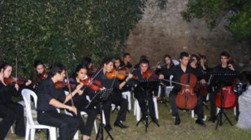 Aydın G&uuml;zel Sanatlar Anadolu Lisesi'nden S&ouml;ke'de M&uuml;zik Ş&ouml;leni