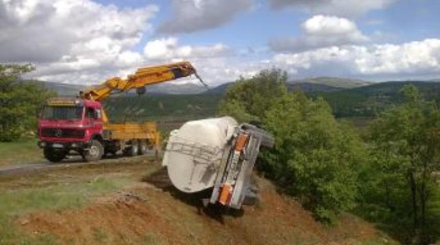 Beyşehir Ve Derbent'te Trafik Kazaları: 2 Yaralı