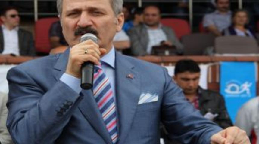 Bakan &Ccedil;ağlayan, &Ouml;zel Sporcular T&uuml;rkiye Atletizm Şampiyonası'nın A&ccedil;ılış Seremonisine Katıldı