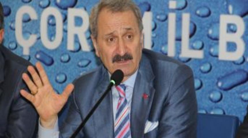 Bakan &Ccedil;ağlayan'dan Ak Parti &Ccedil;orum İl Başkanlığı'na Ziyaret