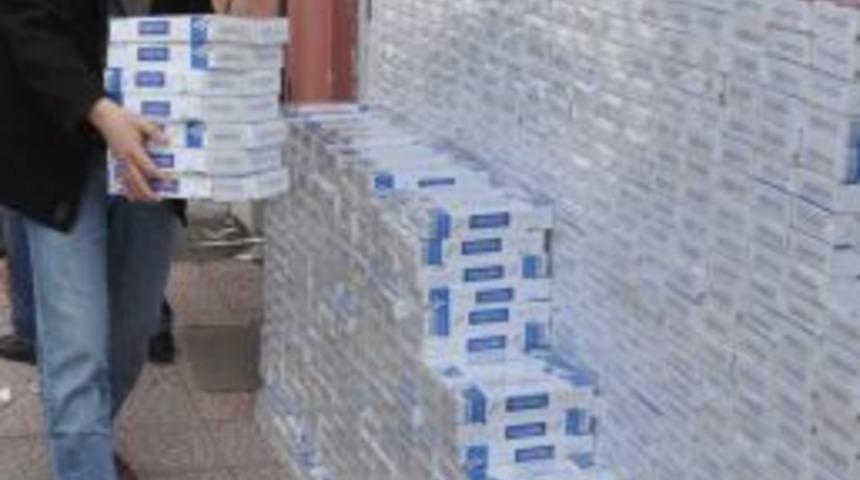 Aksaray'da 10 Bin Paket Ka&ccedil;ak Sigara Ele Ge&ccedil;irildi