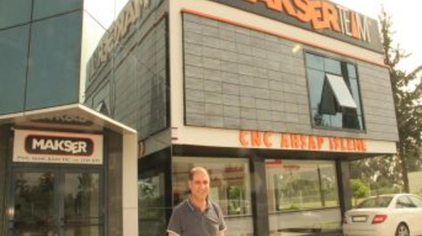 İthalatını Yaptığı Makineyi Şimdi İhra&ccedil; Ediyor