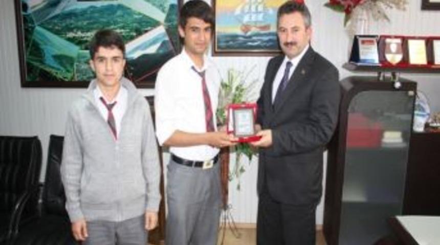 Aybastı Anadolu Lisesinden Başkan G&uuml;ndoğar'a Eğitime Katkı Teşekk&uuml;r&uuml;