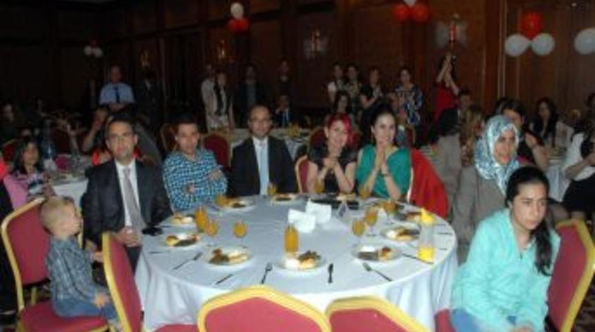 Sarıkamış'ta "okul &Ouml;ncesi &Ccedil;ocuk Şenliği" Renkli G&ouml;r&uuml;nt&uuml;lere Sahne Oldu