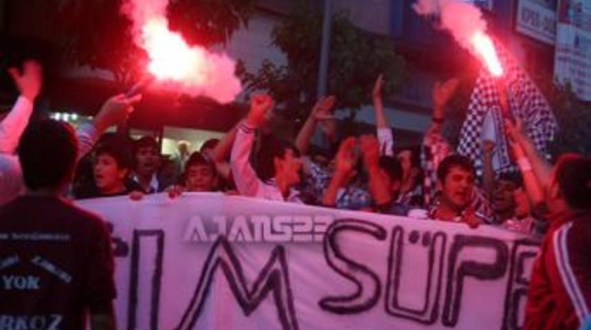 Elazığspor'a destek y&uuml;r&uuml;y&uuml;ş&uuml; yapıldı