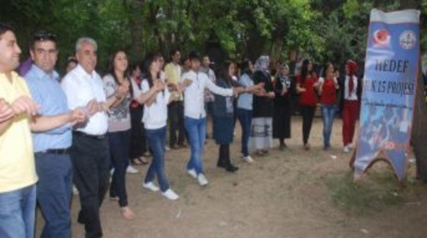 Hedef İlk 15 &Ouml;ğrencileri Stres Attı