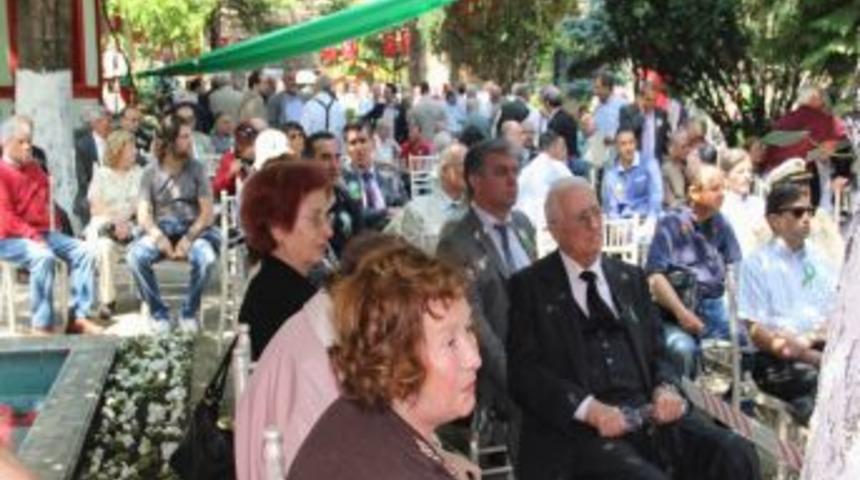 129 Yıllık Bursa Erkek Lisesi'nin Mezunları Eski G&uuml;nleri Yad Etti