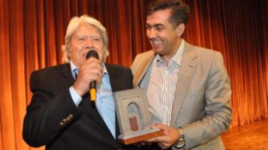 Meram'da &Ouml;d&uuml;ll&uuml; Tiyatro Yarışmasının Finali Yapıldı