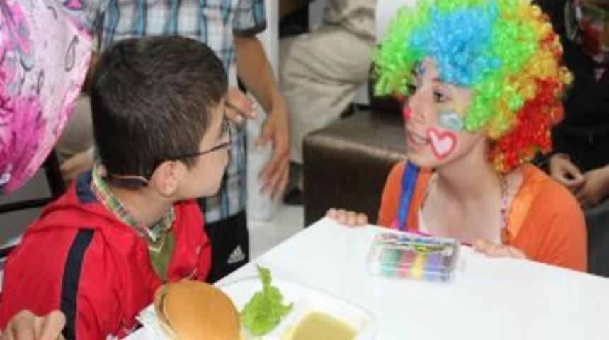 Kaynarca'da Engeliler Haftası Etkinliği