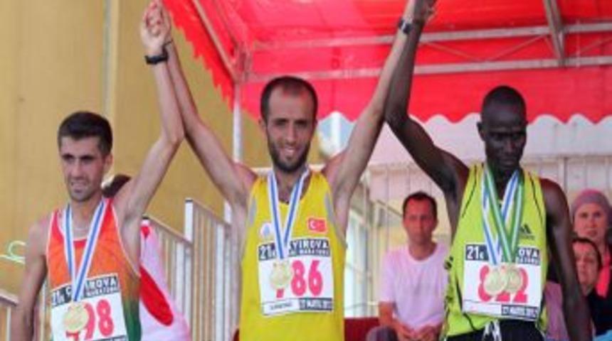 &Ccedil;ayırova Maratonu&rsquo;nda 3250 Atlet Yarıştı