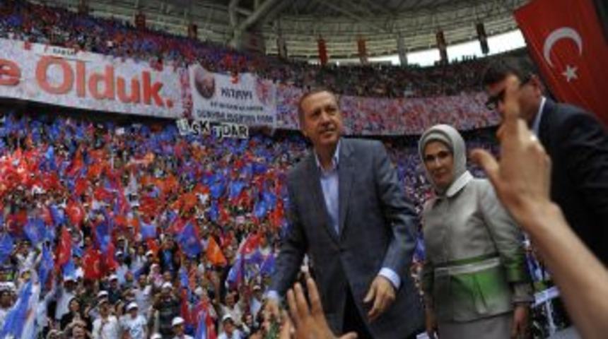 Bakanlar Ve Milletvekilleri De T&uuml;rk Telekom Arena'da