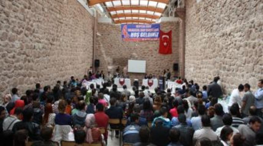 İshak Paşa Sarayı'nda Yibo'lar Arası Bilgi Yarışması