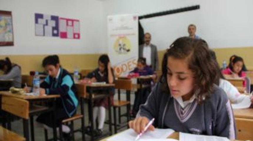 "kitaplar Sessiz &Ouml;ğretmenlerdir" Okuma Yarışması Sonu&ccedil;landı