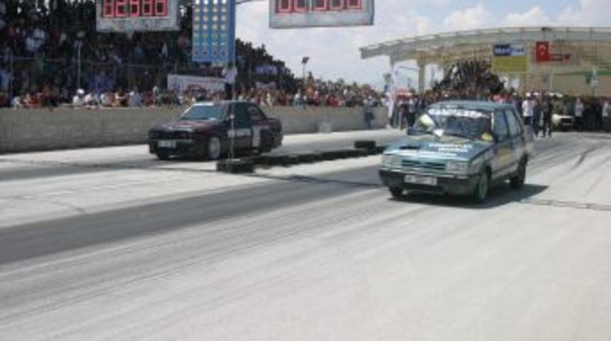 Konya'da Otodrag Yarışları