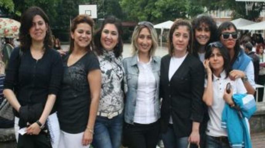 Bursa Kız Lisesi Mezunları Mantı G&uuml;n&uuml;nde Hasret Giderdi