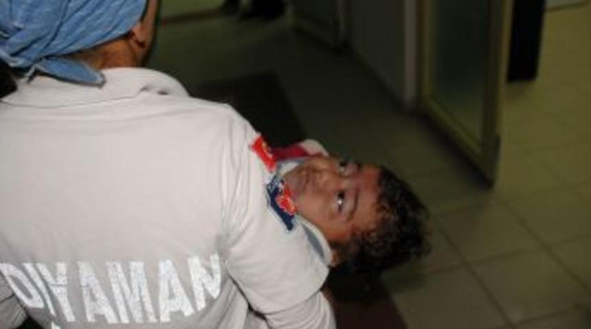 Damdan D&uuml;şen &Ccedil;ocuk Yaralandı