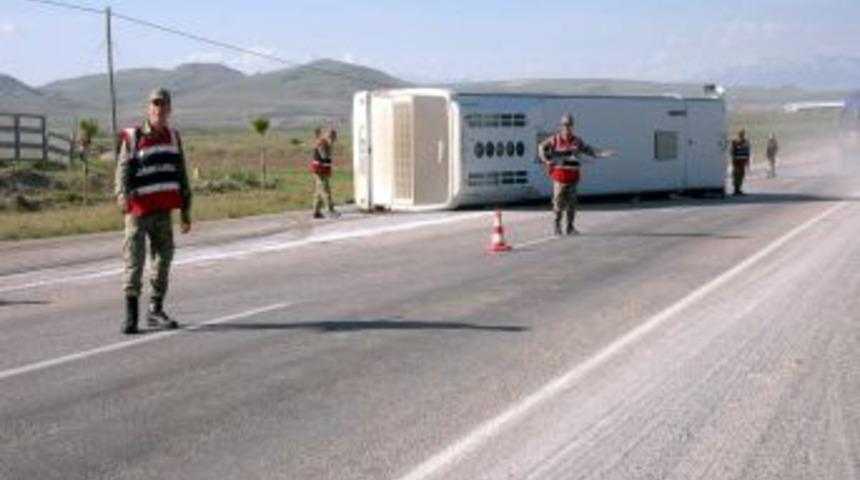 Van'da Trafik Kazası: 3 Yaralı