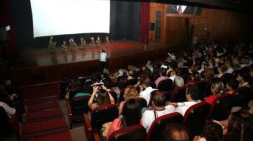 Aldırmaz diploma verdi