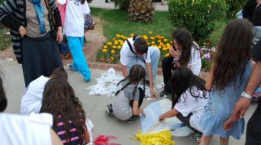 G&ouml;ky&uuml;z&uuml; U&ccedil;urtmalar İle Şenlendi